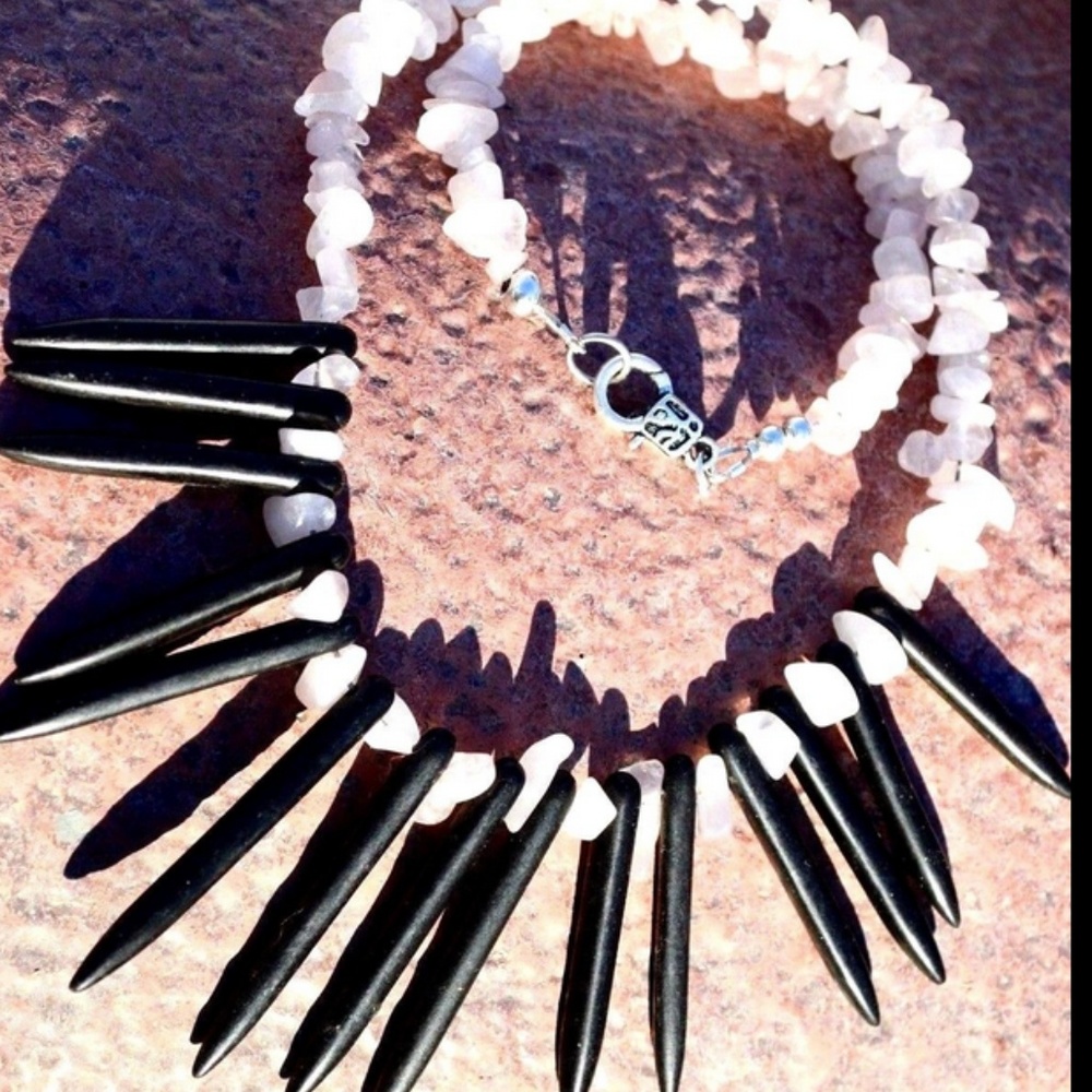 Genuine Rose Quartz &Howlite Black Spike gemstone Necklace 💕